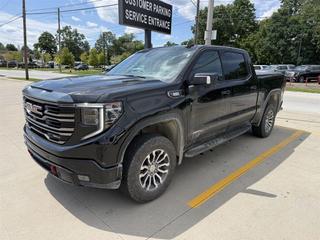 2023 GMC Sierra AT4