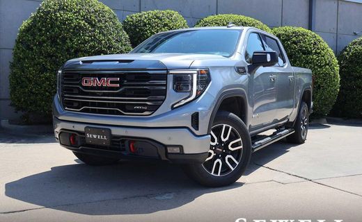 2023 GMC Sierra AT4