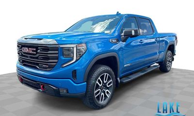 2023 GMC Sierra AT4