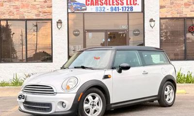 2011 Mini Clubman Base