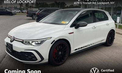2023 Volkswagen Golf GTI 40TH Anniversary Edition