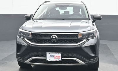 2023 Volkswagen Taos 4Motion S W