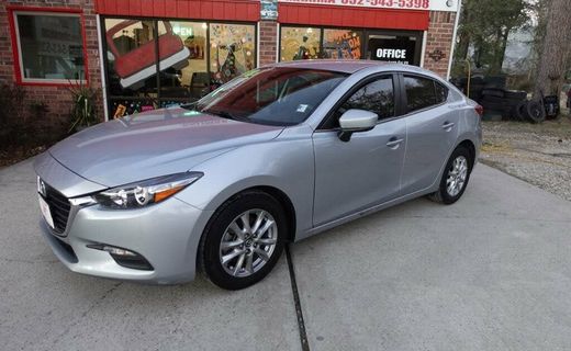 2018 Mazda MAZDA3 Sport