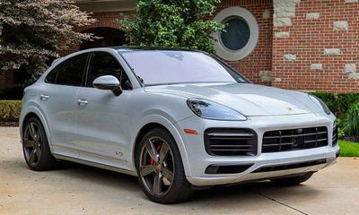 2022 Porsche Cayenne GTS
