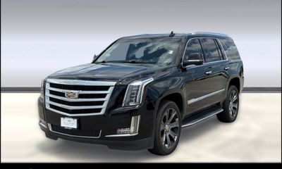 2016 Cadillac Escalade Luxury