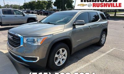 2019 GMC Acadia SLE 1