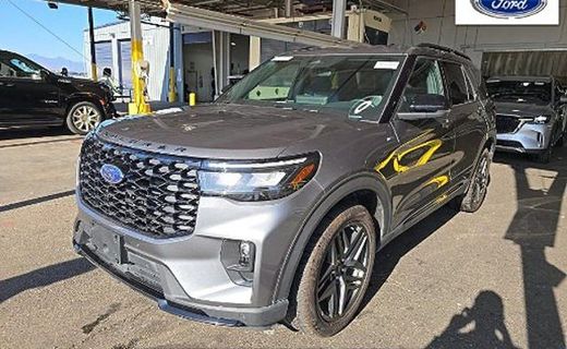 2025 Ford Explorer
