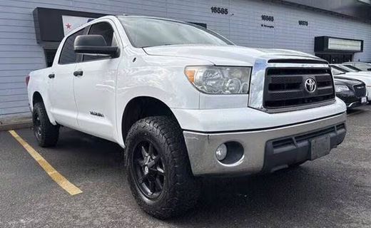 2013 Toyota Tundra SR5
