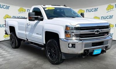 2020 Chevrolet Silverado Custom