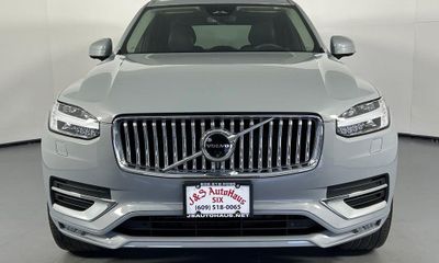 2024 Volvo XC90 Ultimate Bright