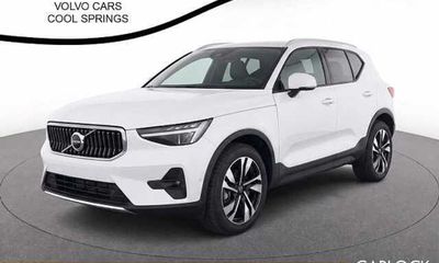 2024 Volvo XC40 Plus Bright