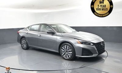 2025 Nissan Altima SV