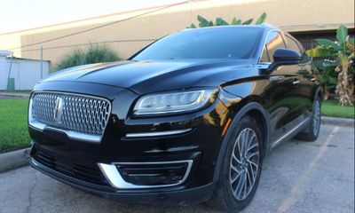2019 Lincoln Nautilus Reserve
