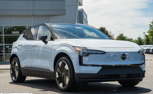2026 Volvo EX30 Plus