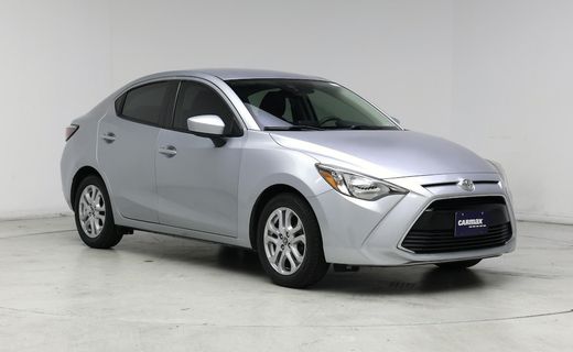 2018 Toyota Yaris IA Base