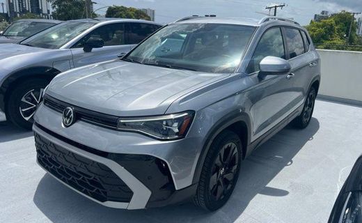 2025 Volkswagen Taos SE