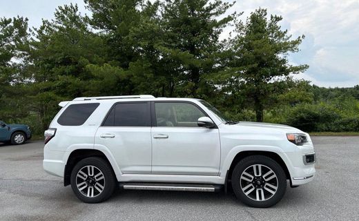 2024 Toyota 4RUNNER Limited