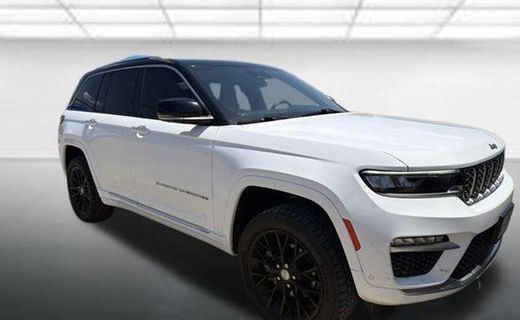 2022 Jeep Grand Cherokee Summit