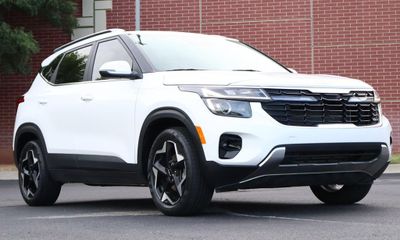 2024 Kia Seltos EX