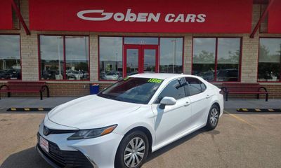 2022 Toyota Camry LE