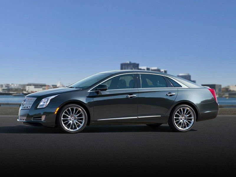 2014 Cadillac XTS — a typically priced live listing