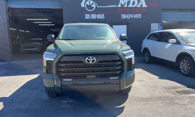2023 Toyota Tundra SR5