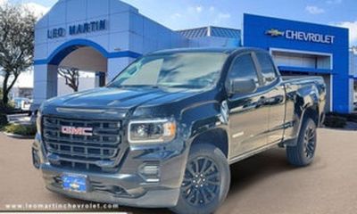 2024 GMC Canyon AT4