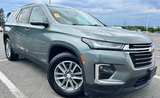 2023 Chevrolet Traverse LT