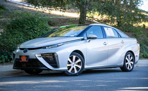 2018 Toyota Mirai Hydrogen Fuel Cell