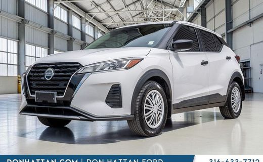 2021 Nissan Kicks S