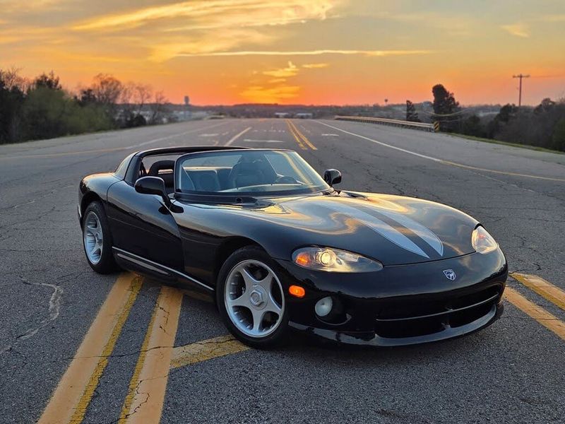 1996 Dodge Viper — a typically priced live listing
