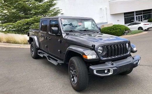 2024 Jeep Gladiator Sport