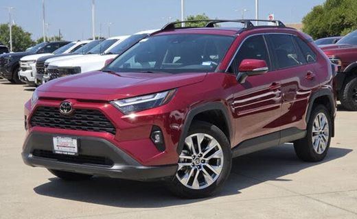 2024 Toyota RAV4 XLE Premium