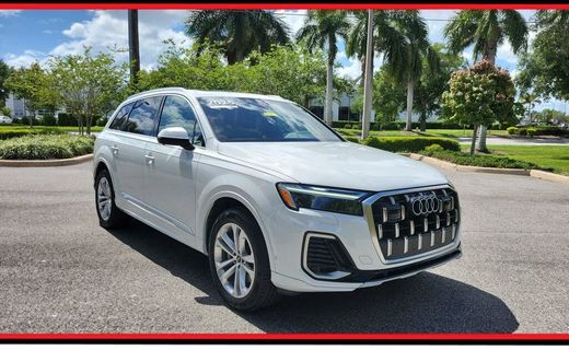 2025 Audi Q7 Quattro Premium