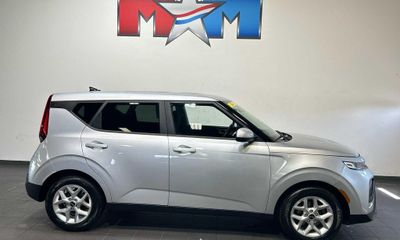 2020 Kia Soul LX S X