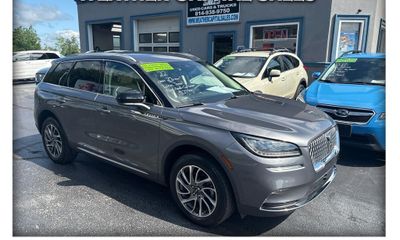 2022 Lincoln Corsair Standard