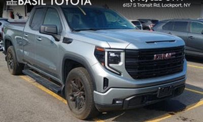 2023 GMC Sierra Elevation