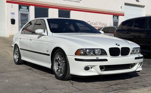 2003 BMW M5