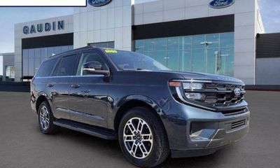 2025 Ford Expedition Active