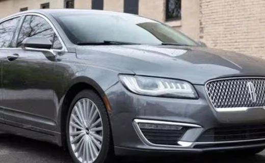 2014 Lincoln MKS Base