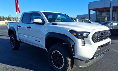 2026 Toyota Tacoma TRD OFF Road
