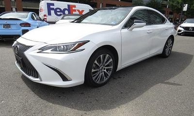 2021 Lexus ES 350 Premium