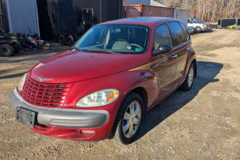 2002 Chrysler Pt Cruiser — a typically priced live listing