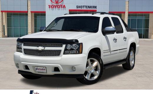 2011 Chevrolet Avalanche LTZ
