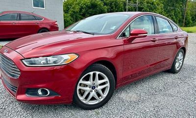 2013 Ford Fusion SE