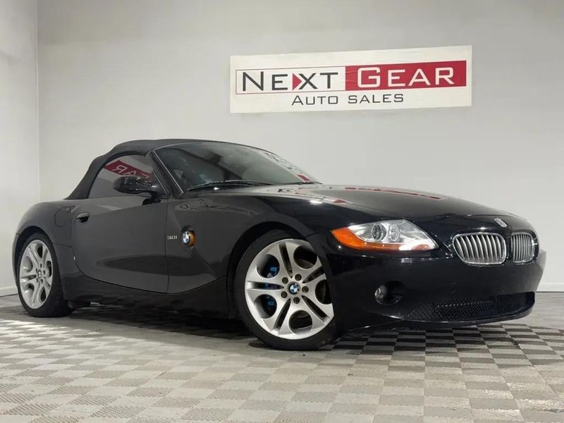 2003 Bmw Z4 — a typically priced live listing