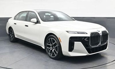 2024 BMW 740I xDrive