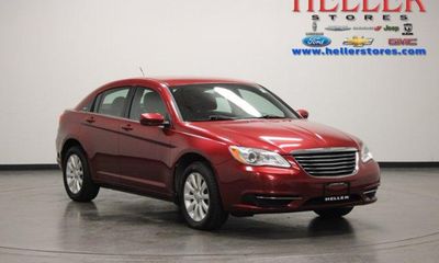 2013 Chrysler 200 Touring