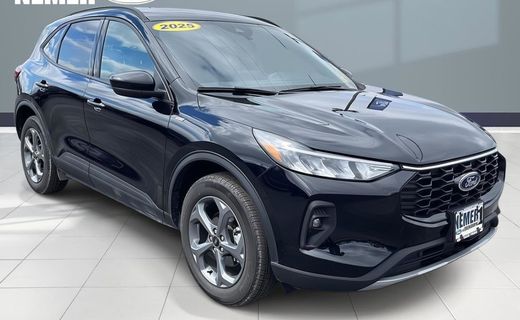 2025 Ford Escape ST Line Select