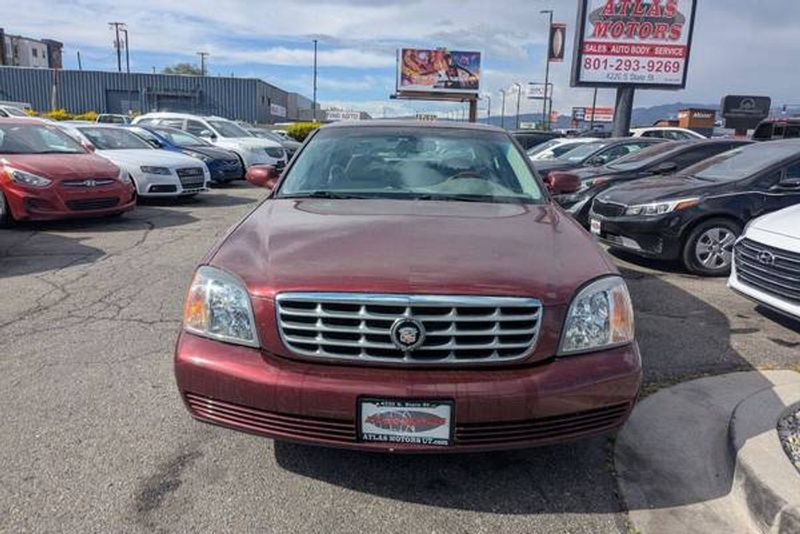 2000 Cadillac Deville — a typically priced live listing